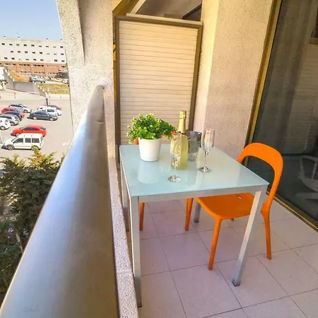Amplio Apartamento Con Piscina Comunitaria Lejlighed