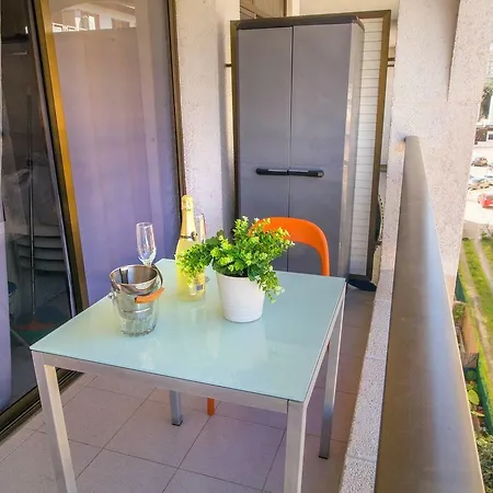 Amplio Apartamento Con Piscina Comunitaria Lejlighed *