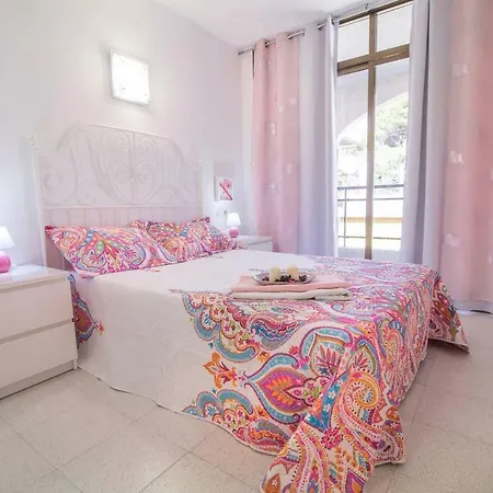 Appartement Amplio Apartamento Con Piscina Comunitaria Calella